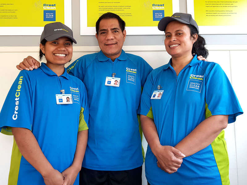 Tion Tiaon with his wife Gretna Tauma and daughter Ariari.