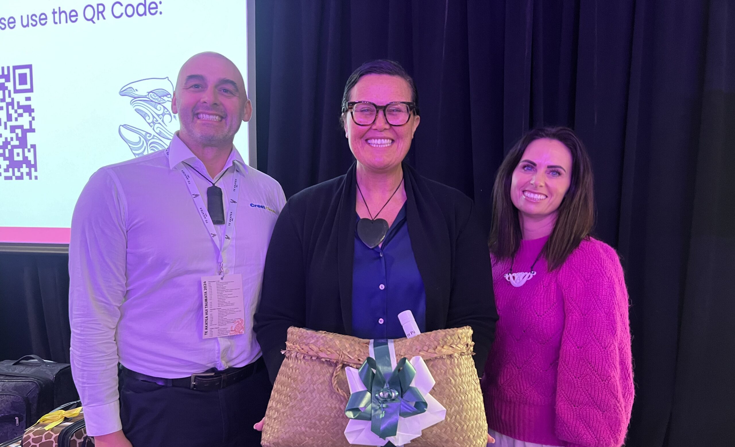 CrestClean customer awarded prize-filled kete at Te Akatea conference