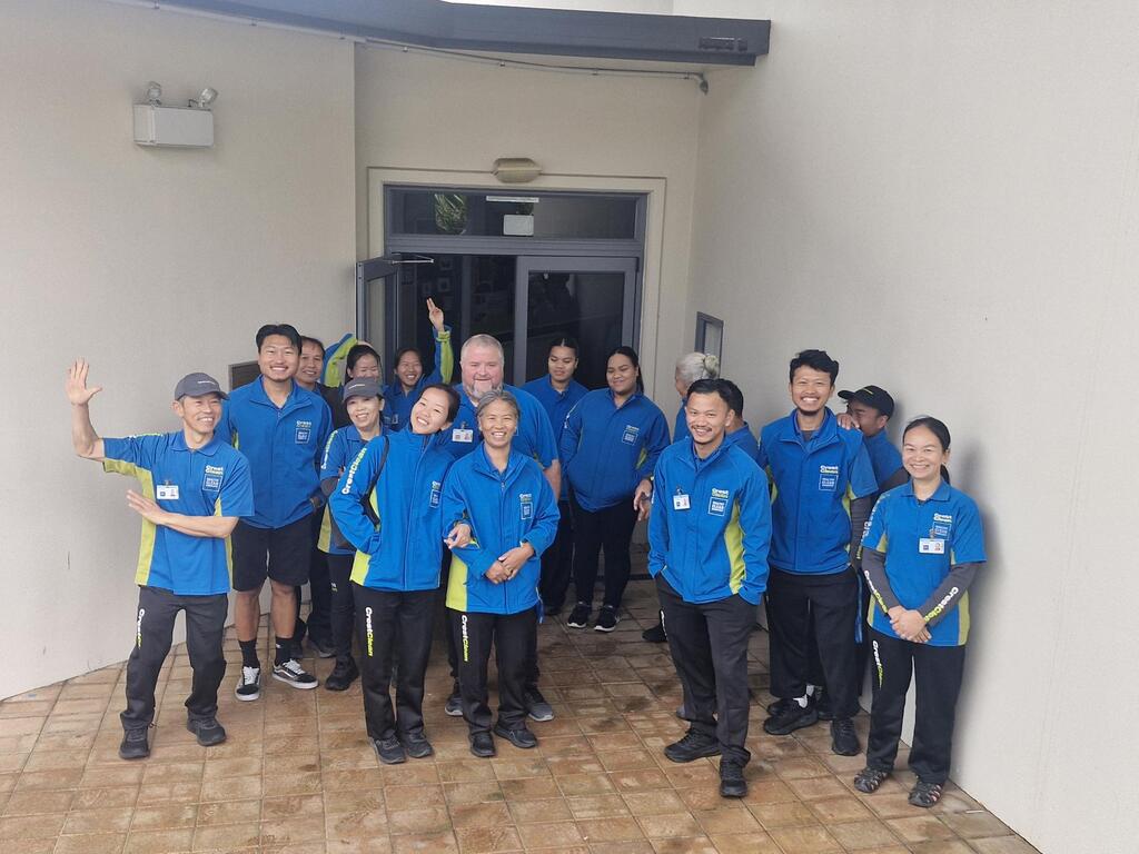 Karl prepares Nelson teams for school holiday term cleans